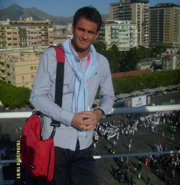Federico Bini ha 19 anni e sta creando un nuovo movimento politico