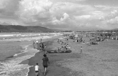 Il litorale di Marina di Massa