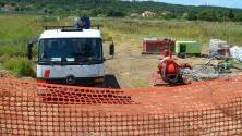 Macchine nell’area dove sorgerà la nuova Coop
