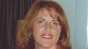 40 ANNI PER BEATRICE Per Beatrice: «Effervescenti auturi per i tuoi primi 40 anni. Con affetto ...