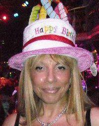 AUGURI MAURA Per Maura «Un traguardo importante, raggiunto con successo? Ti meriti una splendida ...