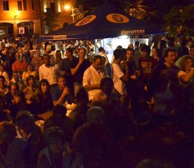 <b>NOTTI ILLUMINATE </b>a Castiglione e a Grosseto         