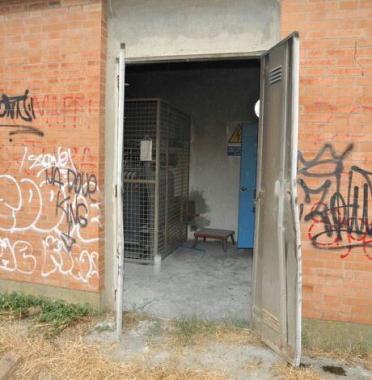 La cabina danneggiata dal corto circuito