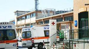 Investita da un pirata della strada in moto, una ventenne all'ospedale