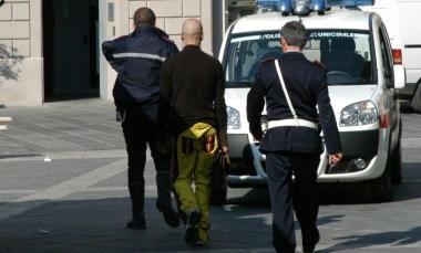 <b>CONTROLLI.</b> La polizia municipale in azione 