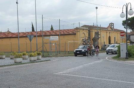 Migliora ancora il bambino investito a Cascina