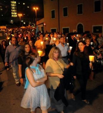 La fiaccolata 