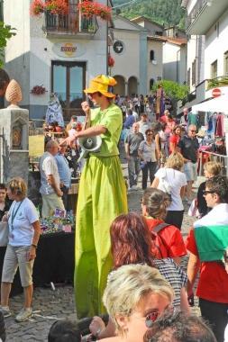 Un artista di strada 