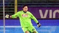 <b>AC PISA. </b>Sopra, il nuovo acquisto nerazzurro Luigi Sepe (foto tratta da Facebook); a destra una veduta di Peccioli dagli spalti del Comunale Alfredo Pagni
