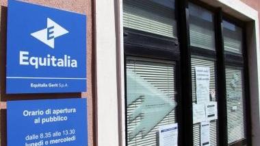 L’ingresso dell’ufficio Equitalia di Piombino