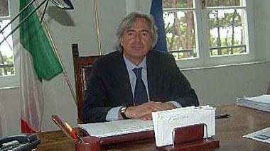 Sì ai matrimoni in spiaggia, il sindaco di Forte: "Cambiare il codice civile"