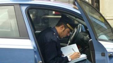Un poliziotto al lavoro