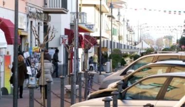 Commercio in crisi, nel centro di Venturina chiudono 5 negozi