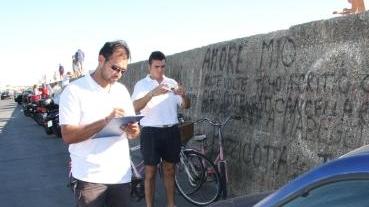 La Capitaneria multa le auto