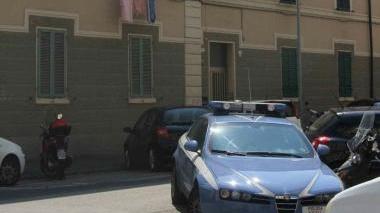 La polizia intervenuta in via Trieste dopo la rapina