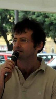 Fli: sono responsabili sia il centrosinistra che il centrodestra