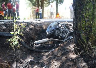 I resti carbonizzati della Yamaha del giovane  