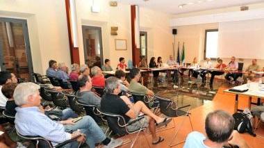 Folto pubblico alla seduta di ieri del consiglio comunale