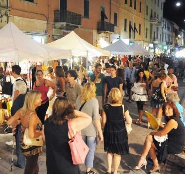 La scorsa edizione della Notte bianca a Piombino 