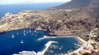 Una veduta di Capraia dove Ballerini andava spesso a fare immersioni