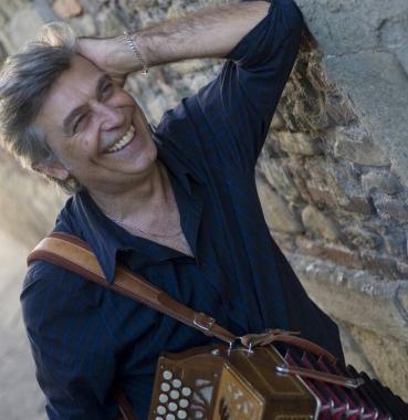 <b>MAESTRO </b>Riccardo Tesi 