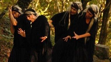<b>CORIFEE </b>del Teatro Studio durante uno spettacolo