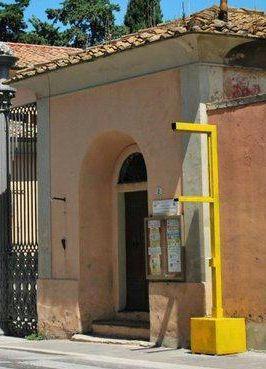 <b>BUS. </b>La palina per la fermata provvisoria dei bus elettrici  