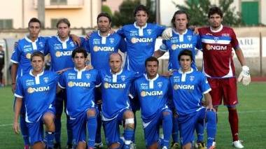 La squadra dell’Empoli prima dell’amichevole contro il Fucecchio