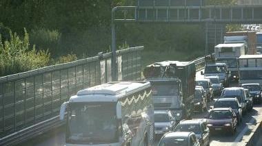 Il traffico sulle corsie dell’autostrada A12