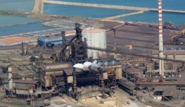Il governo francese stoppa il risanamento della Lucchini