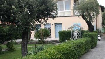 <b>EX CONVITTO.</b> La casa di “Maria Ausiliatrice” a Vittoria Apuana