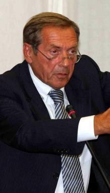 Milziade Caprili chiede lumi sul premio Viareggio