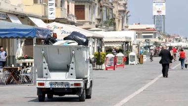 <b>DIFFERENZIATA.</b> La raccolta della spazzatura in Passeggiata 