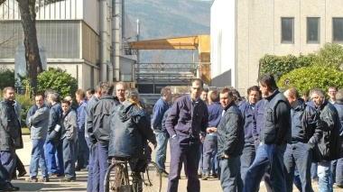 Lavoratori dello stabilimento di via Ciliegiole