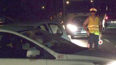 Due ragazze rom denunciate dai vigili per lesioni e minacce