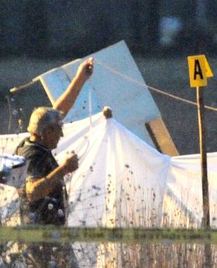 Il sopralluogo dei carabinieri dopo la tragedia     