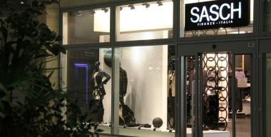 Il negozio di Sasch a Parco Prato preso in affitto dalla newco Via Monteverdi 