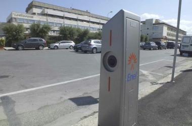 Una delle colonnine di ricarica installate dallEnel 