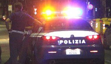Aggredirono i poliziotti: padre e figli patteggiano in tribunale