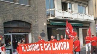 Un corteo degli operai dei Cantieri di Pisa