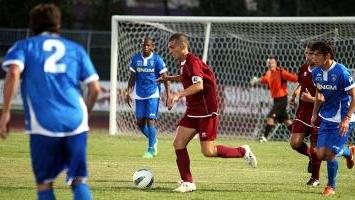 Prima uscita che conta per il Pontedera nella foto nel test con l’Empoli