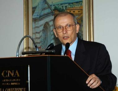 <b>SODDISFATTO.</b> Renzo Alessandri, direttore Cna 