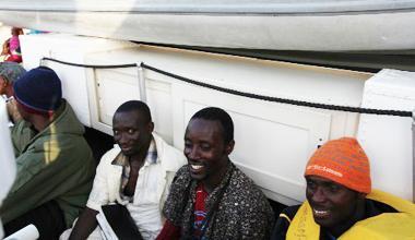 Accolti altri quindici profughi dal Corno d'Africa