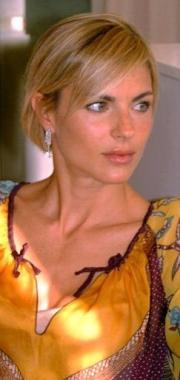<strong>MISS ITALIA E SCRITTRICE </strong>Martina Colombari