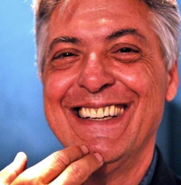 Laura Lezza ha seguito con la reflex i dieci giorni di Effetto Venezia per offrirci una visione che andasse ...