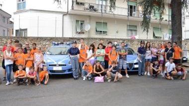 <b>VISITA. </b>Il gruppo di Estate Ragazzi alla Guardia di Finanza