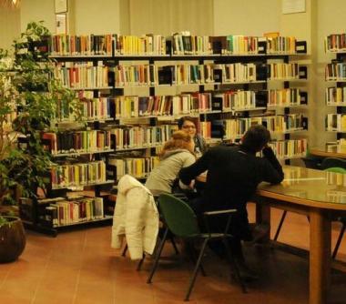 <b>POLEMICA.</b> Per la biblioteca 