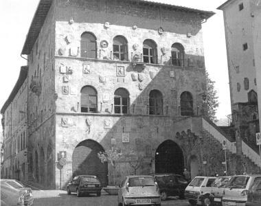 Palazzo del Vicario sede del Comune 