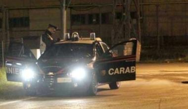 Al volante uno ubriaco, l'altro drogato: denunciati