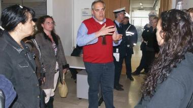 Protesta per i sussidi in Comune   